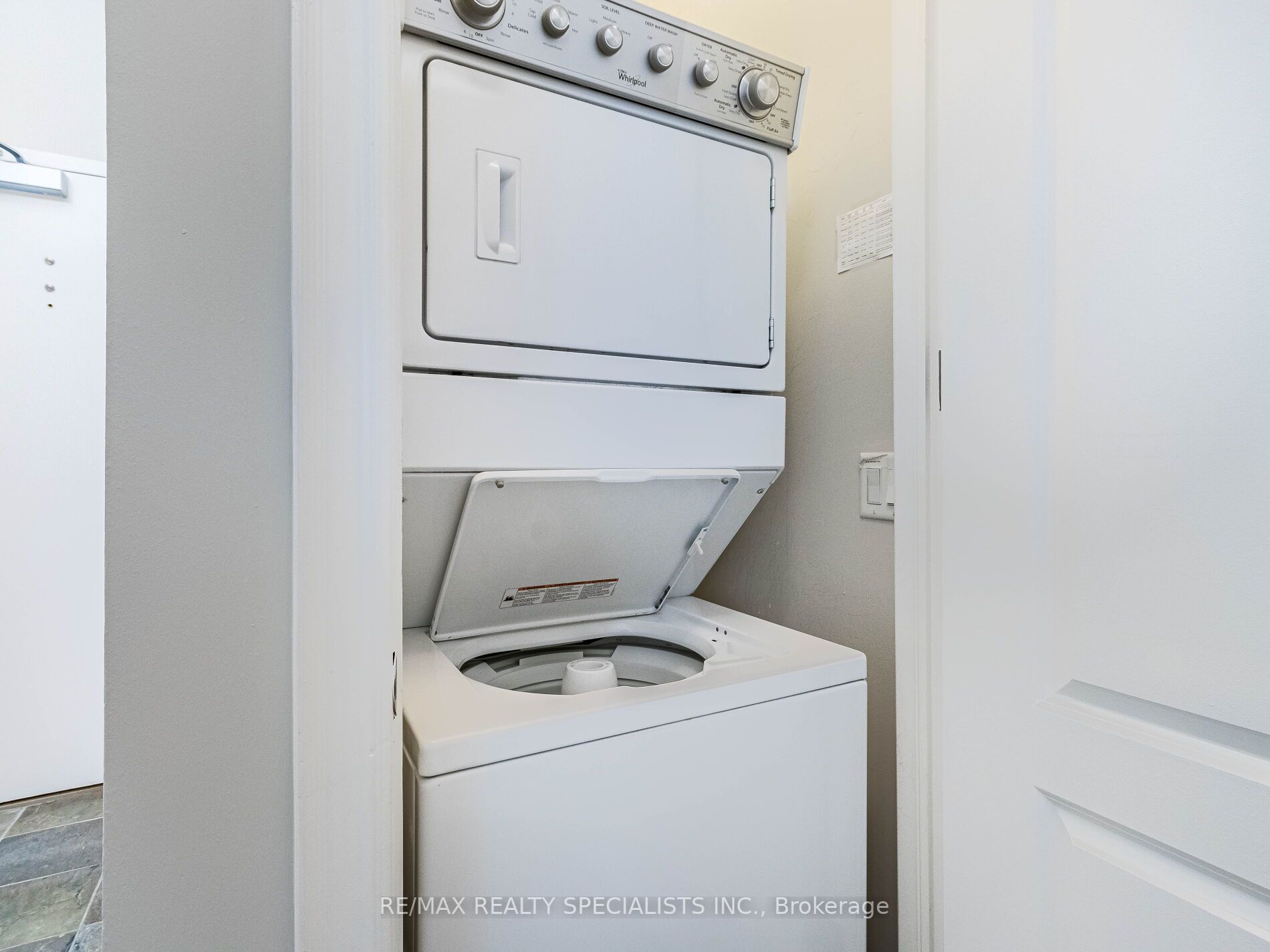 1111 AVENUE Road, #102