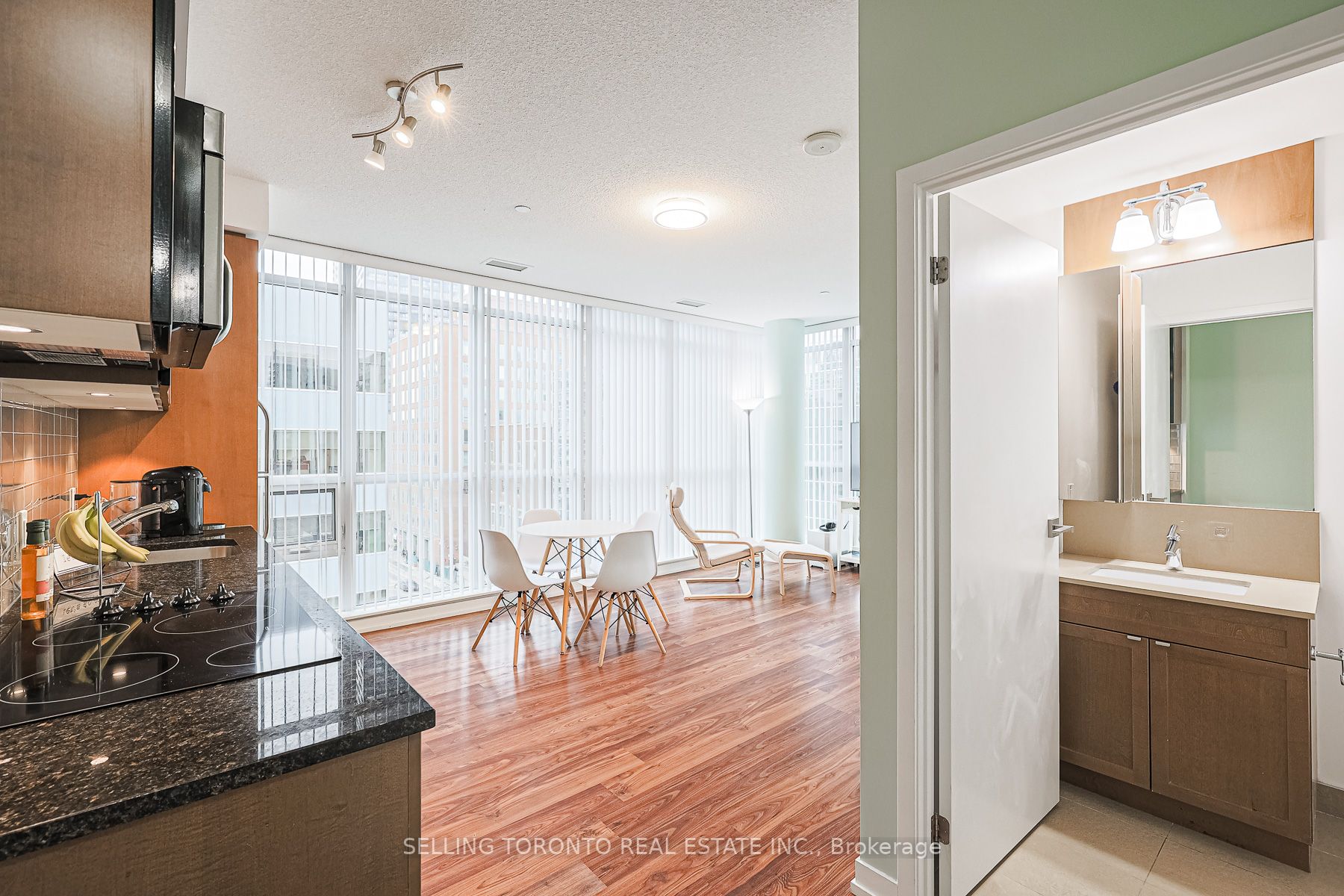 89 Dunfield Ave, #603