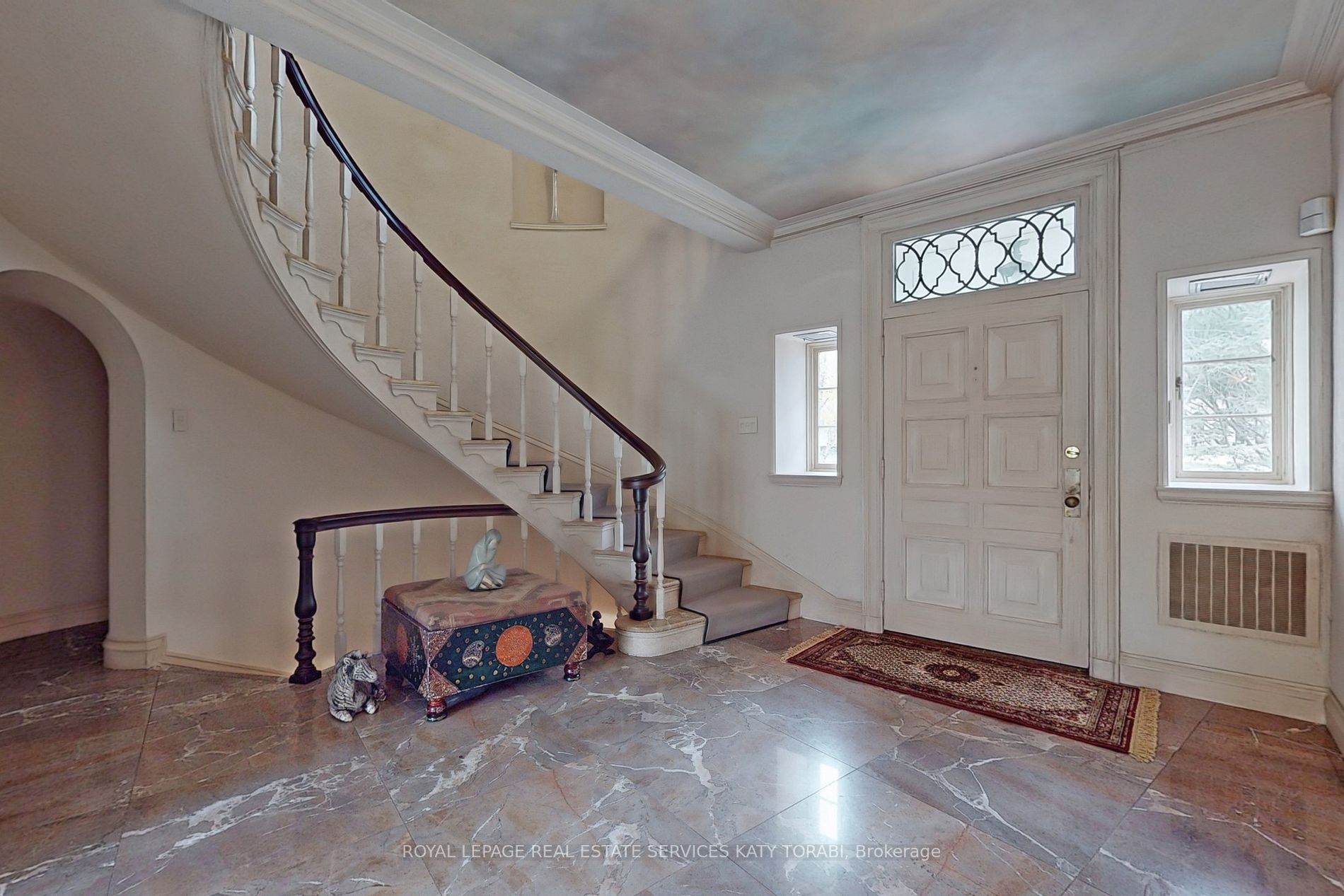7 Alderbrook Dr