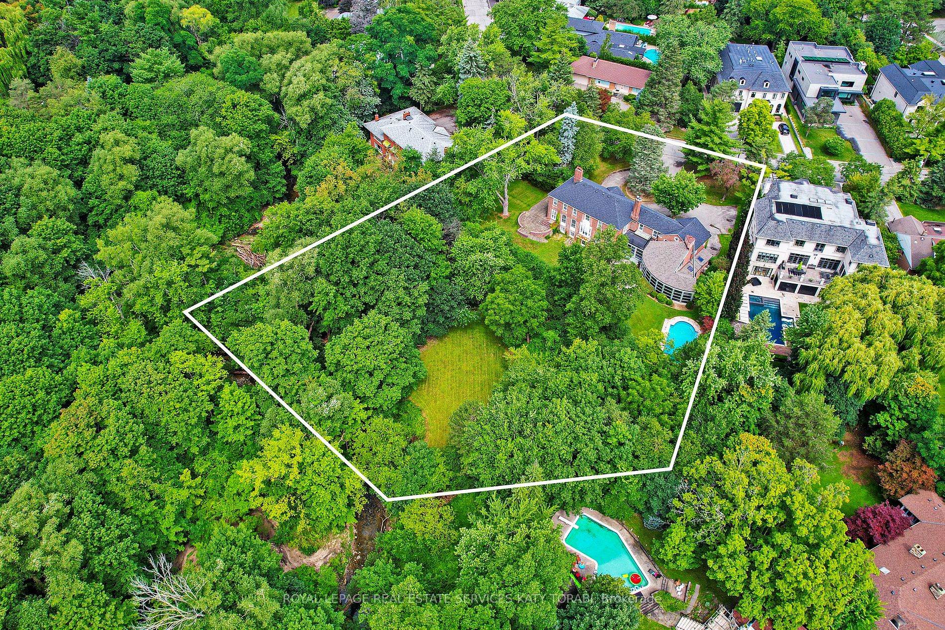 7 Alderbrook Dr