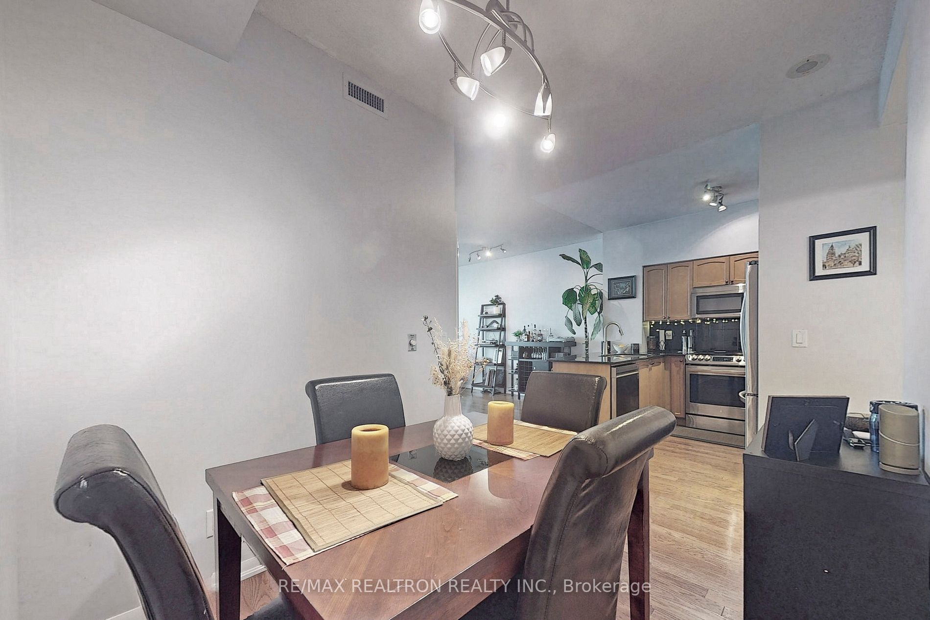 219 Fort York Blvd, #3411