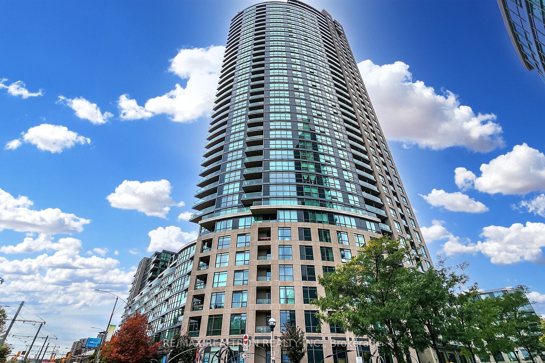 219 Fort York Blvd, #3411
