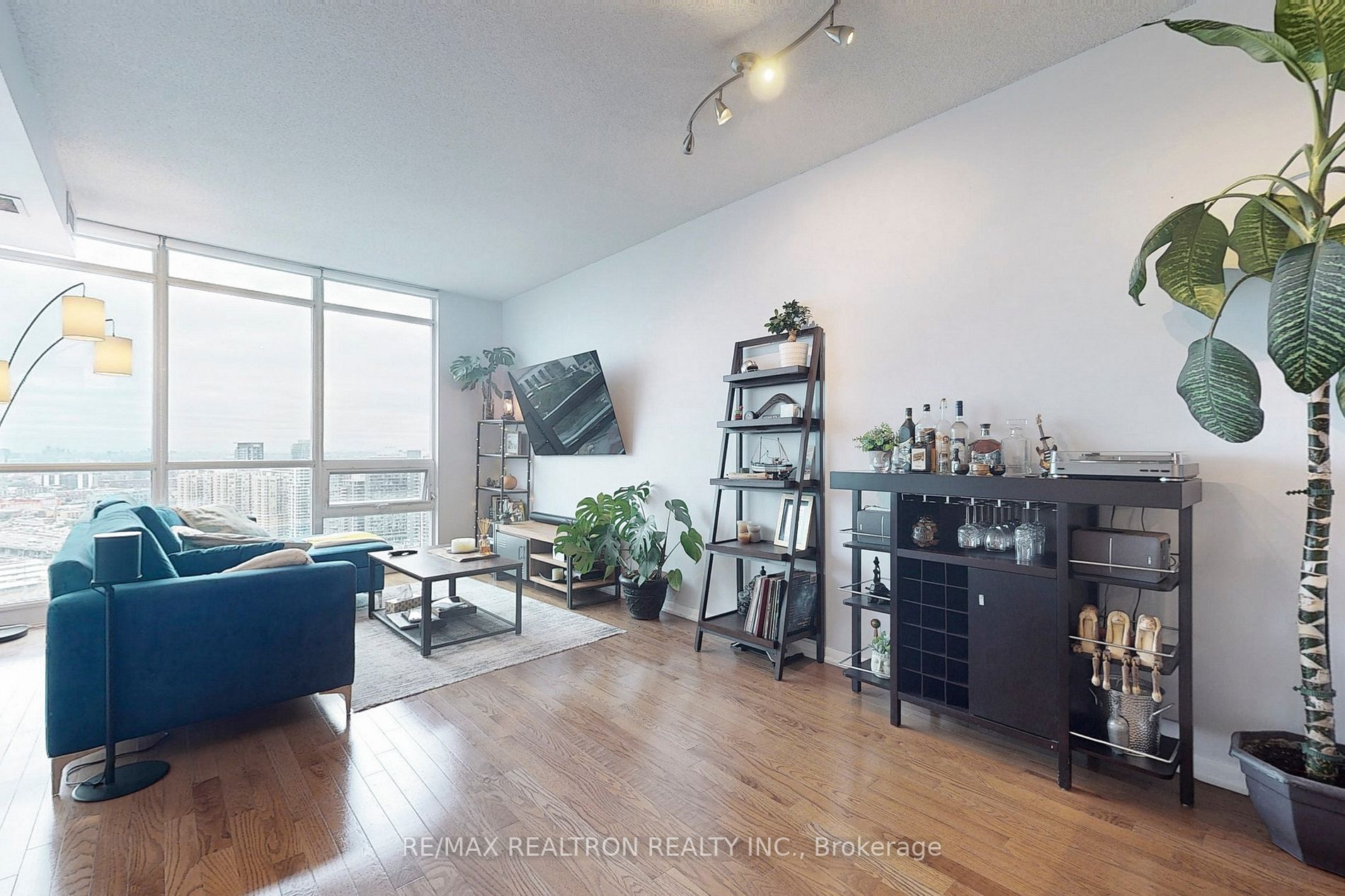 219 Fort York Blvd, #3411