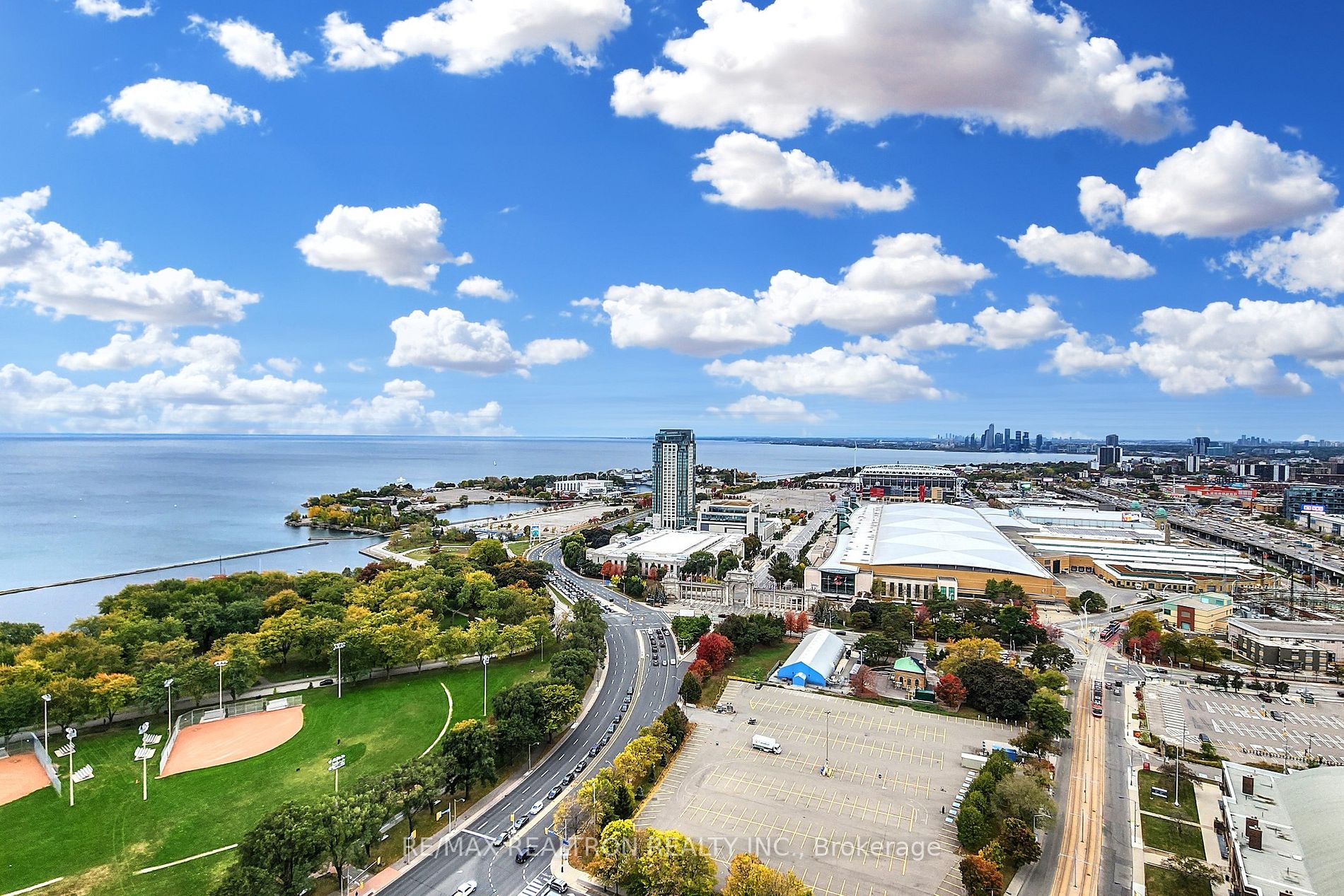 219 Fort York Blvd, #3411