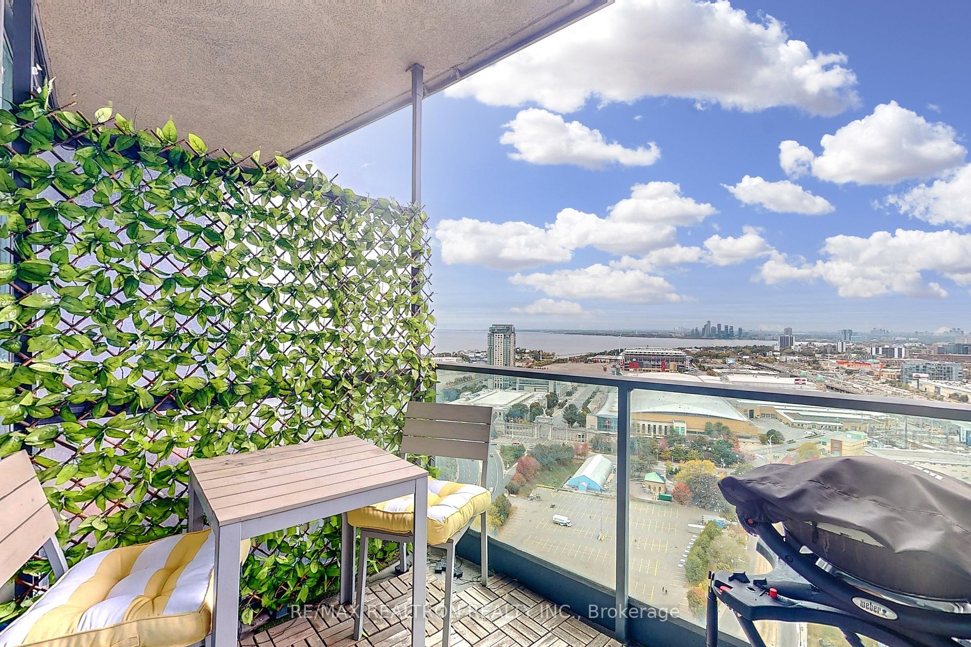 219 Fort York Blvd, #3411