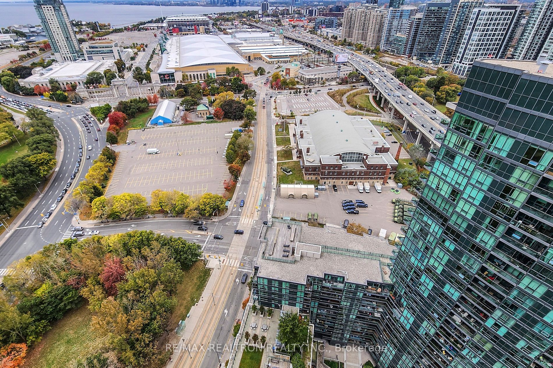 219 Fort York Blvd, #3411