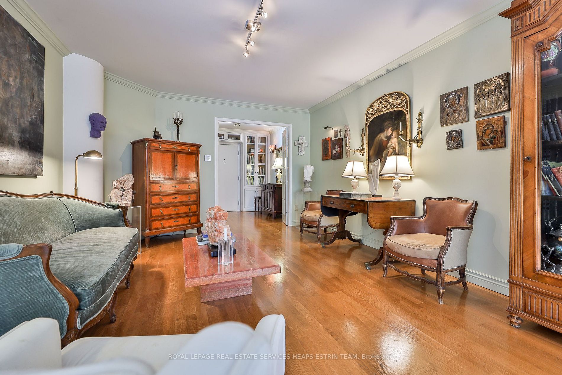 18 Lower Village Gate, #405