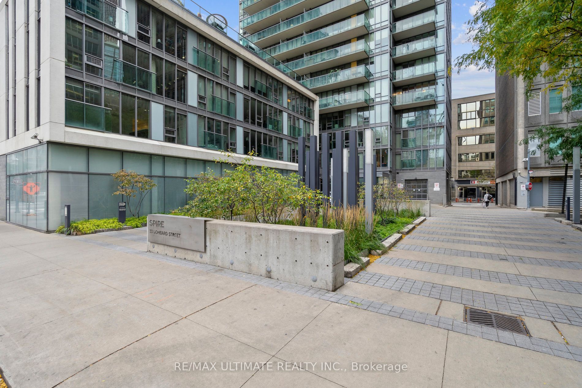 33 Lombard St, #3402