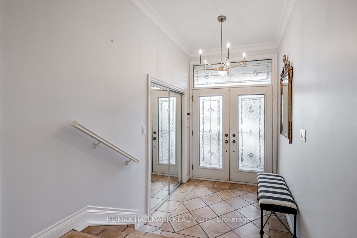 24 Cedar Springs Grve