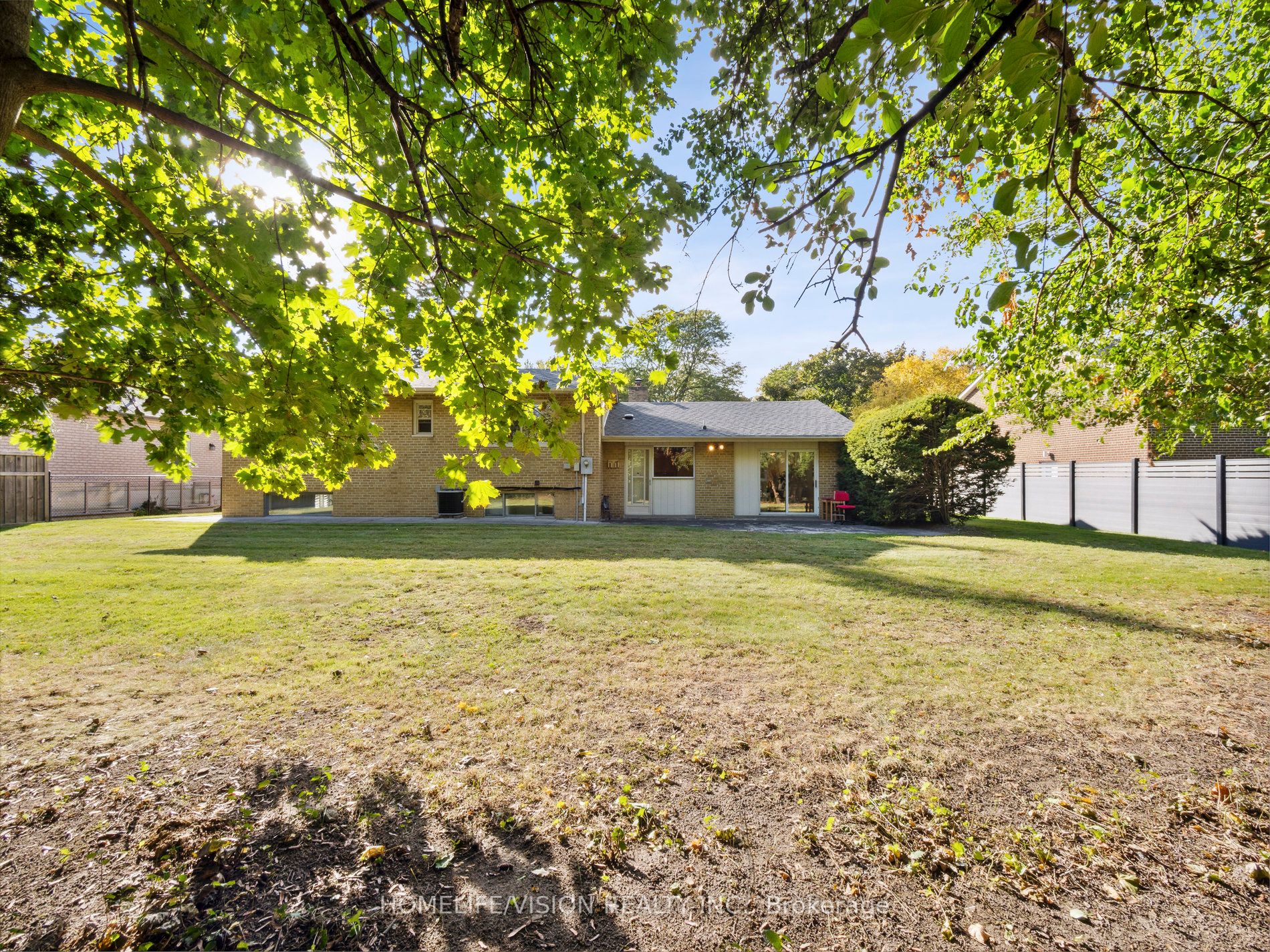 29 Parmbelle Cres