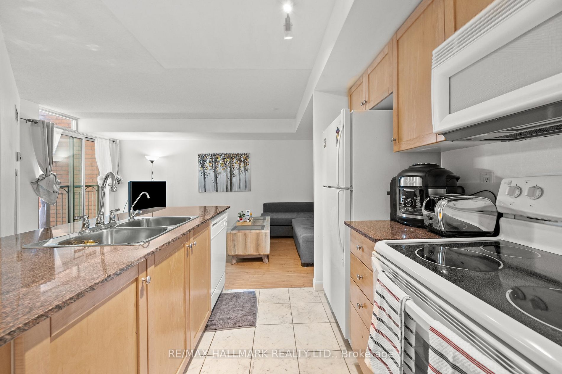 313 Richmond St E, #453