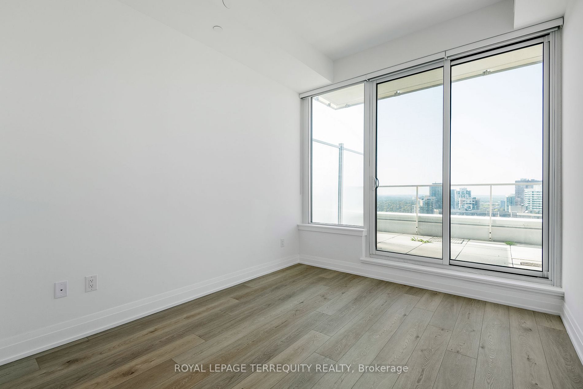 75 Canterbury Pl, #Ph107