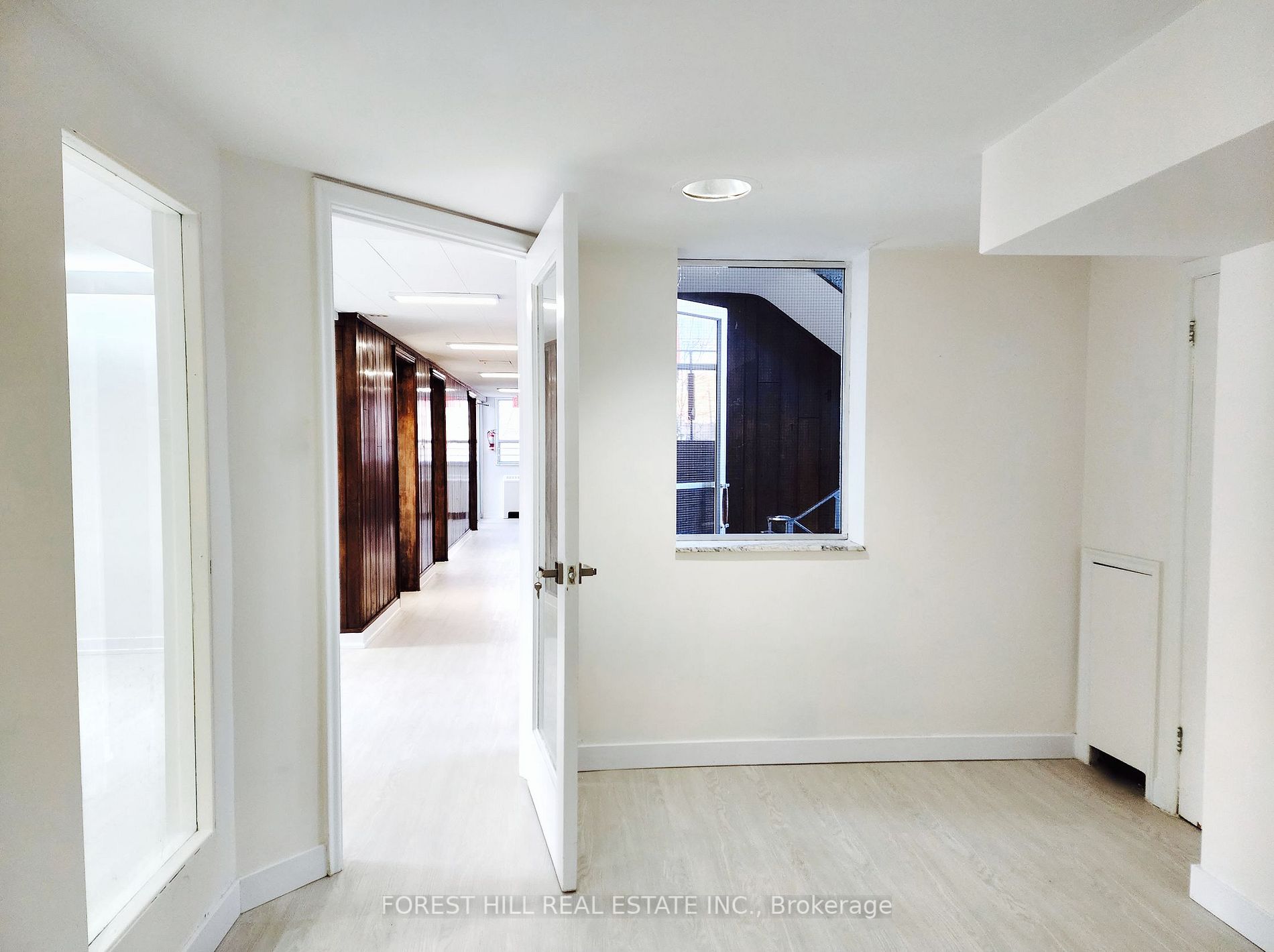 226 Bathurst St, #200