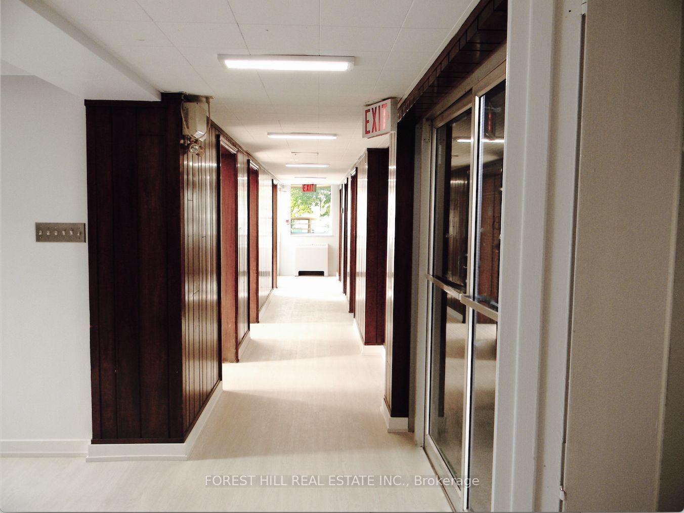 226 Bathurst St, #200