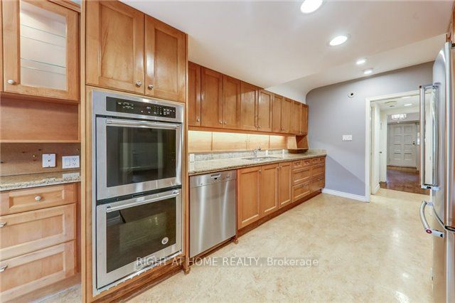 418 Rosemary Rd