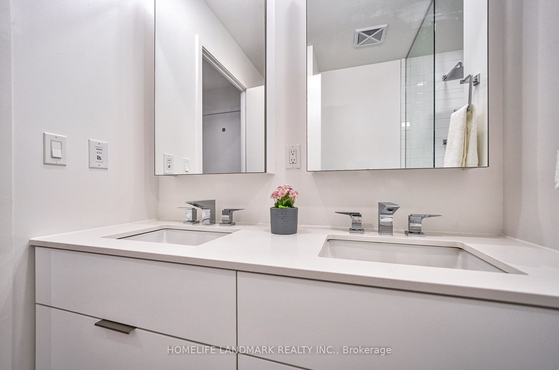 20 Lombard St, #3804