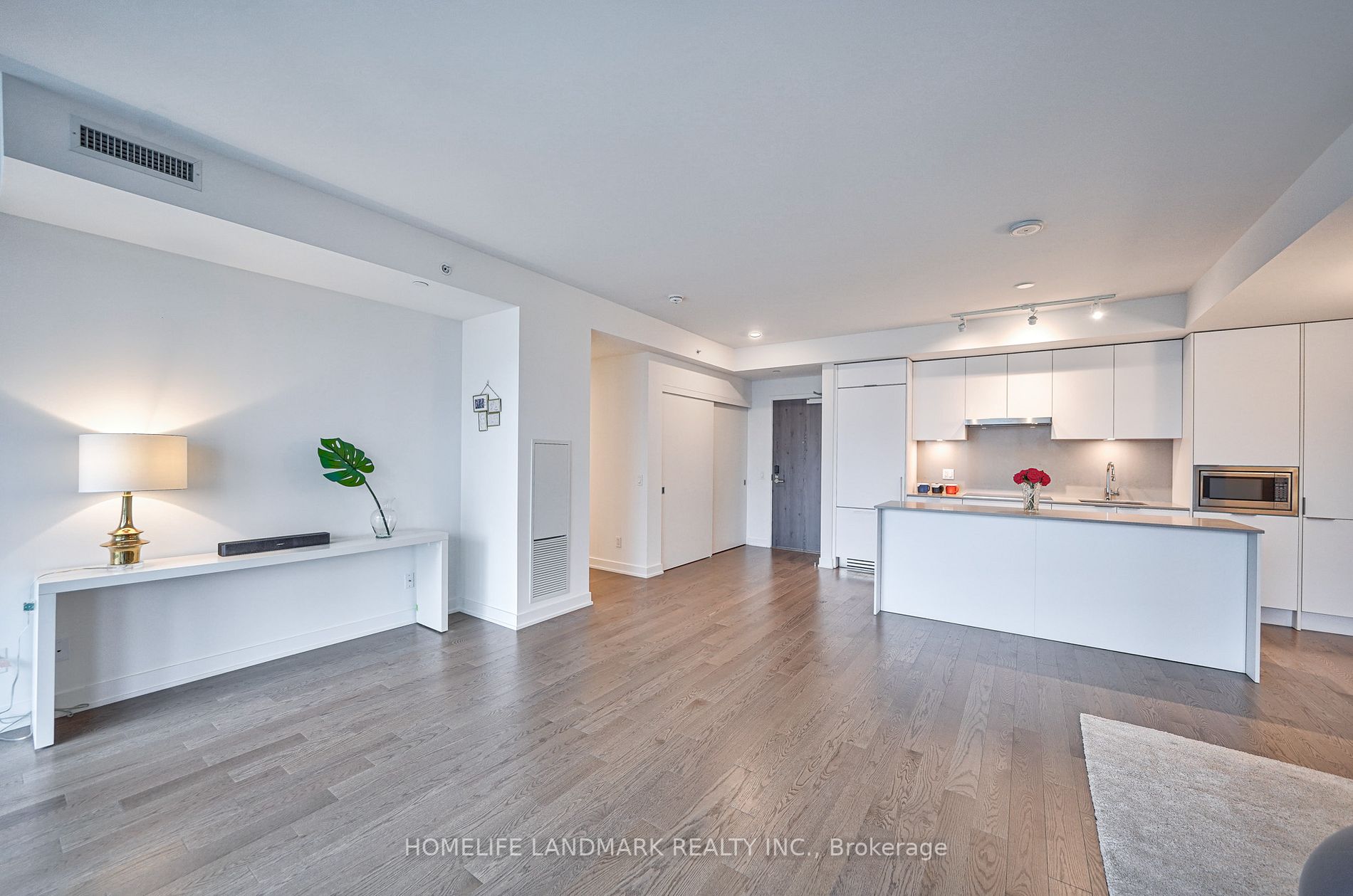 20 Lombard St, #3804