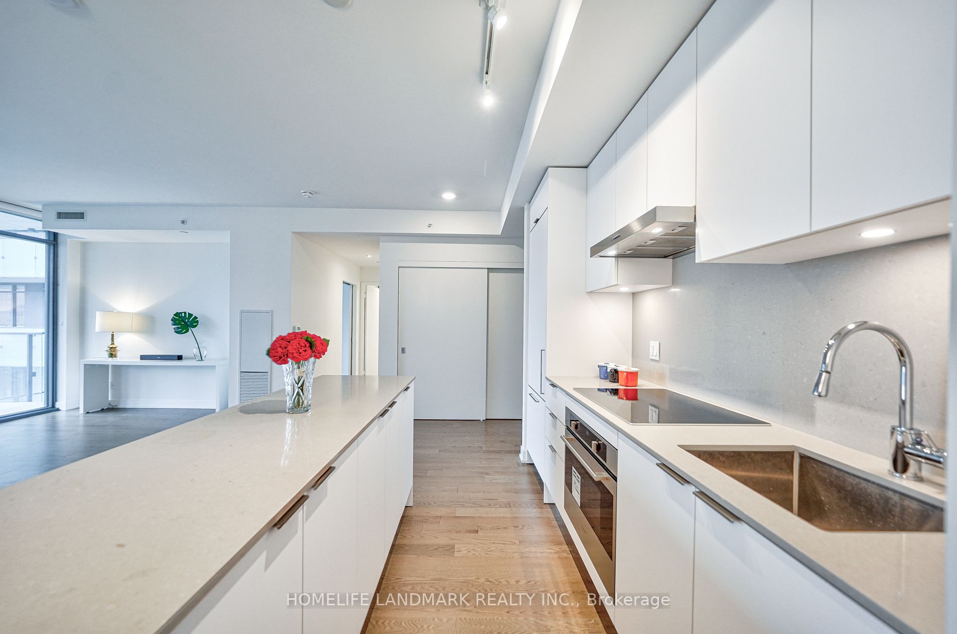 20 Lombard St, #3804