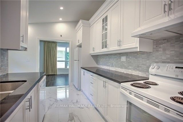 46A Palomino Cres