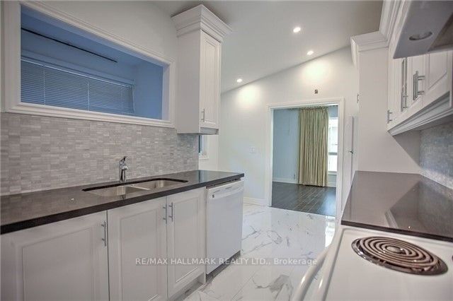 46A Palomino Cres