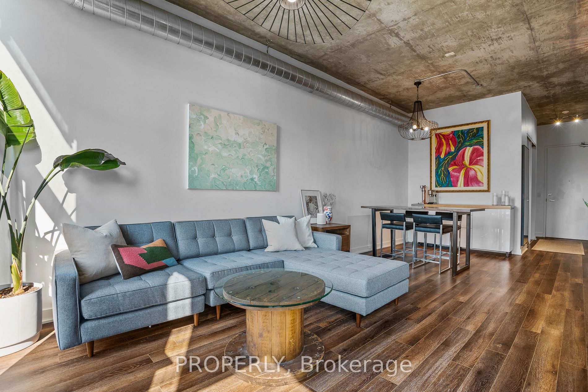 60 Bathurst St, #501