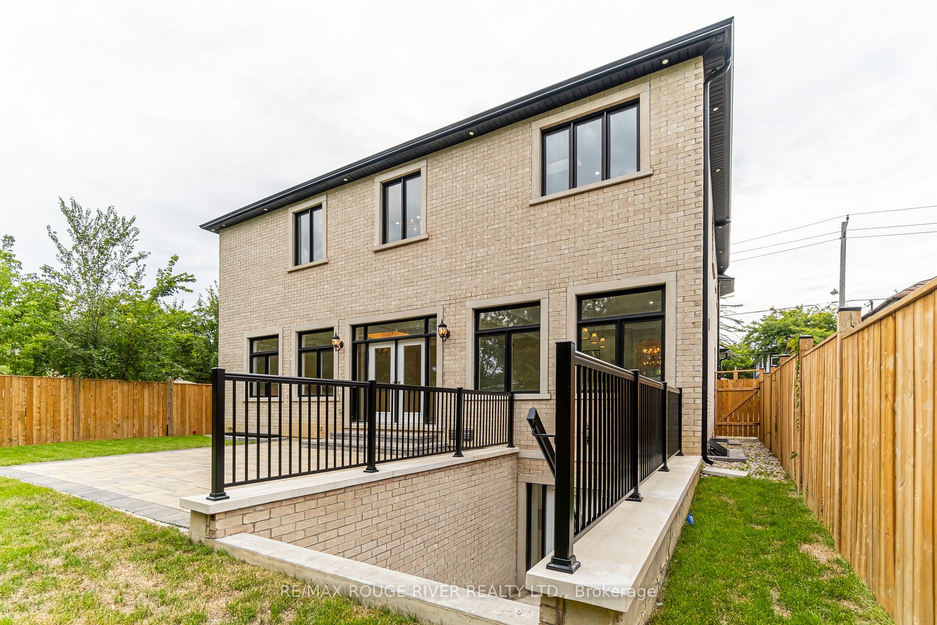135 Ranee Ave