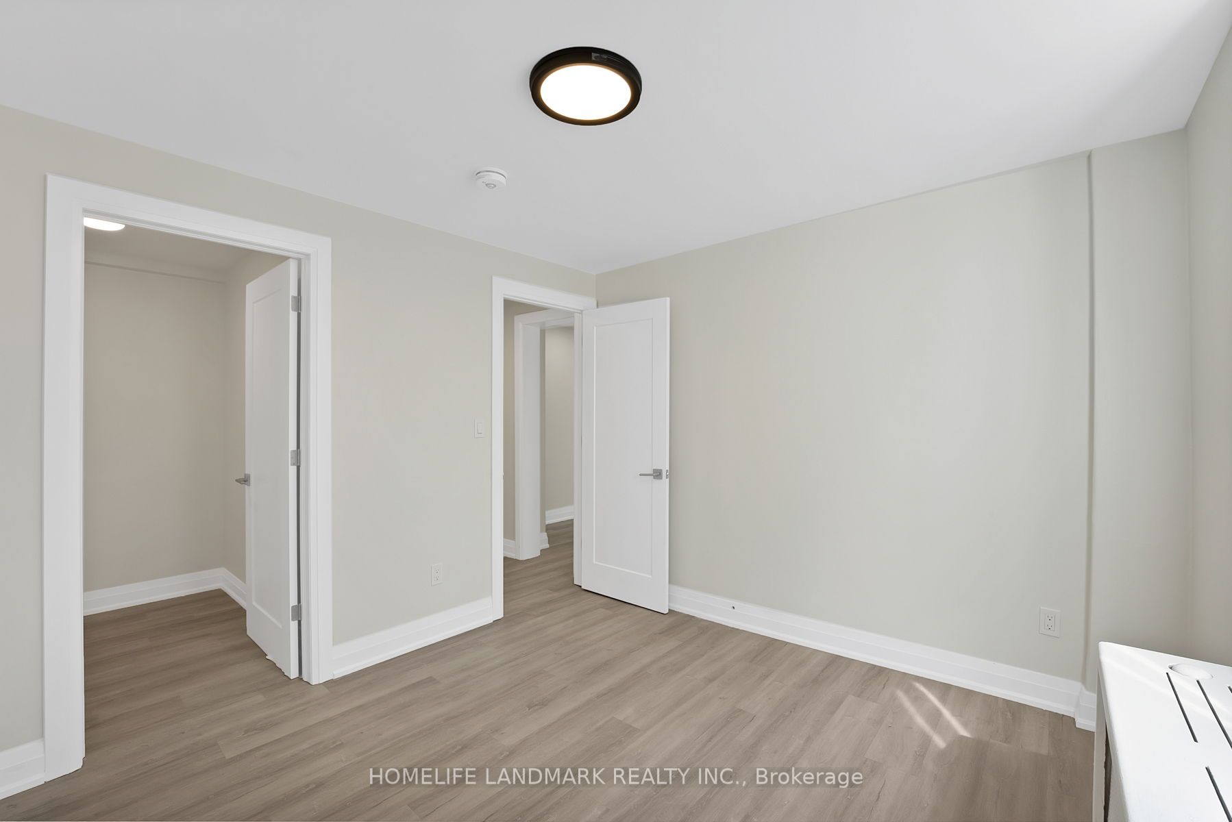 699 Eglinton Avenue W, #104