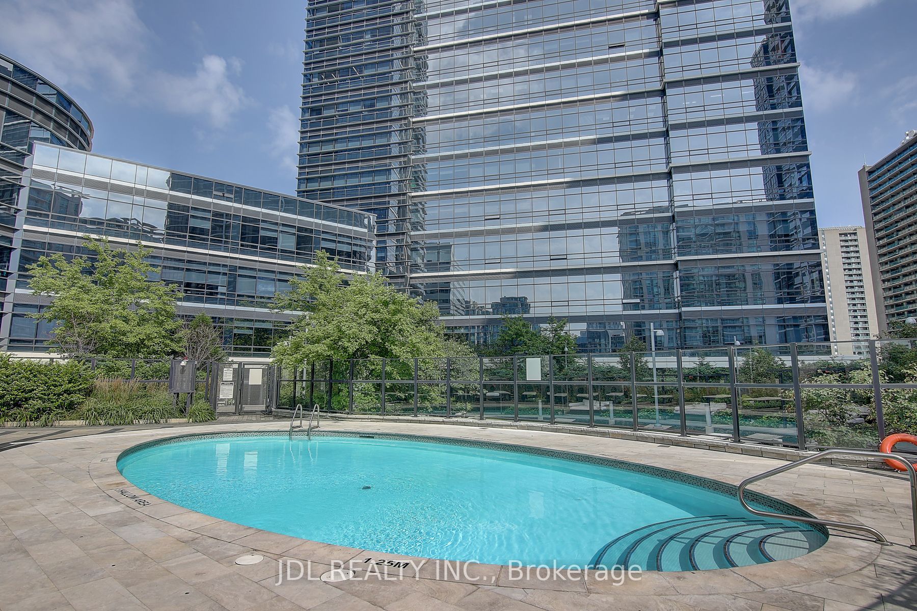 5 Sheppard Ave E, #2824