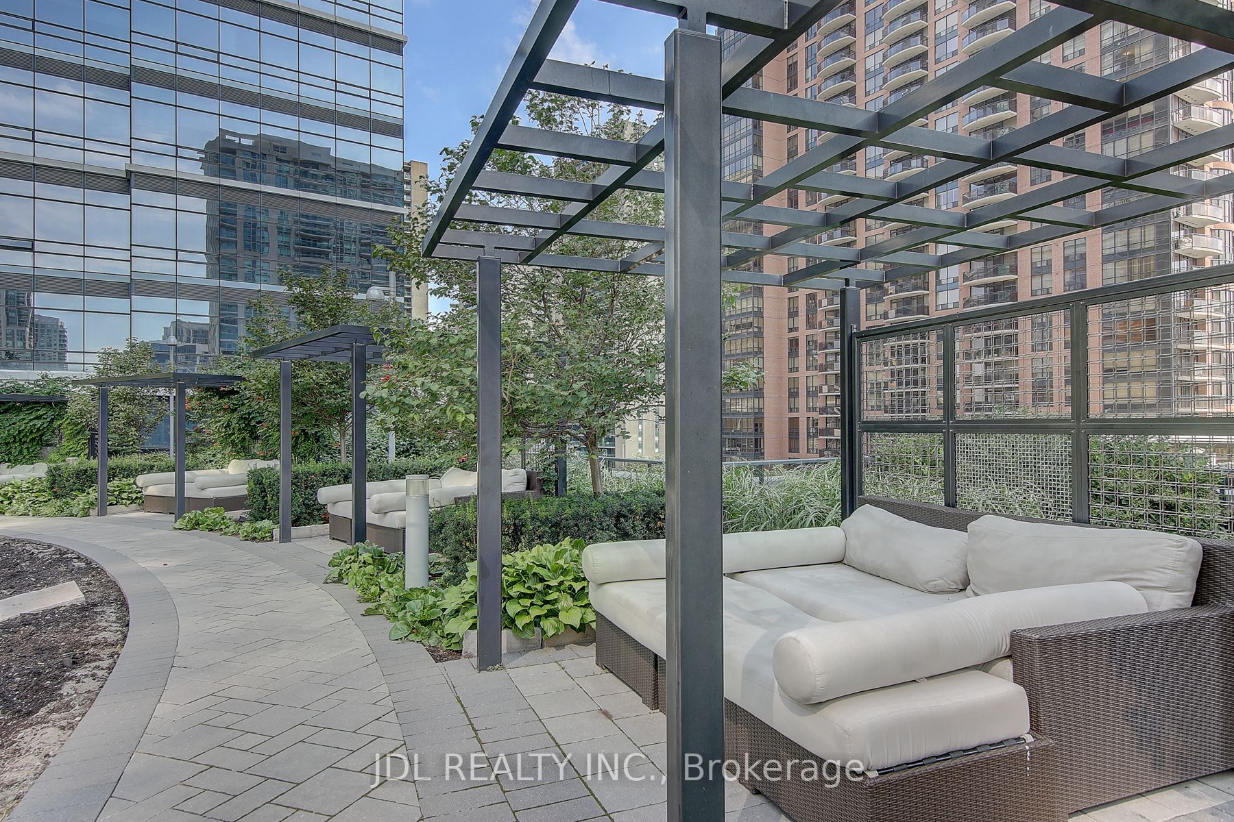 5 Sheppard Ave E, #2824
