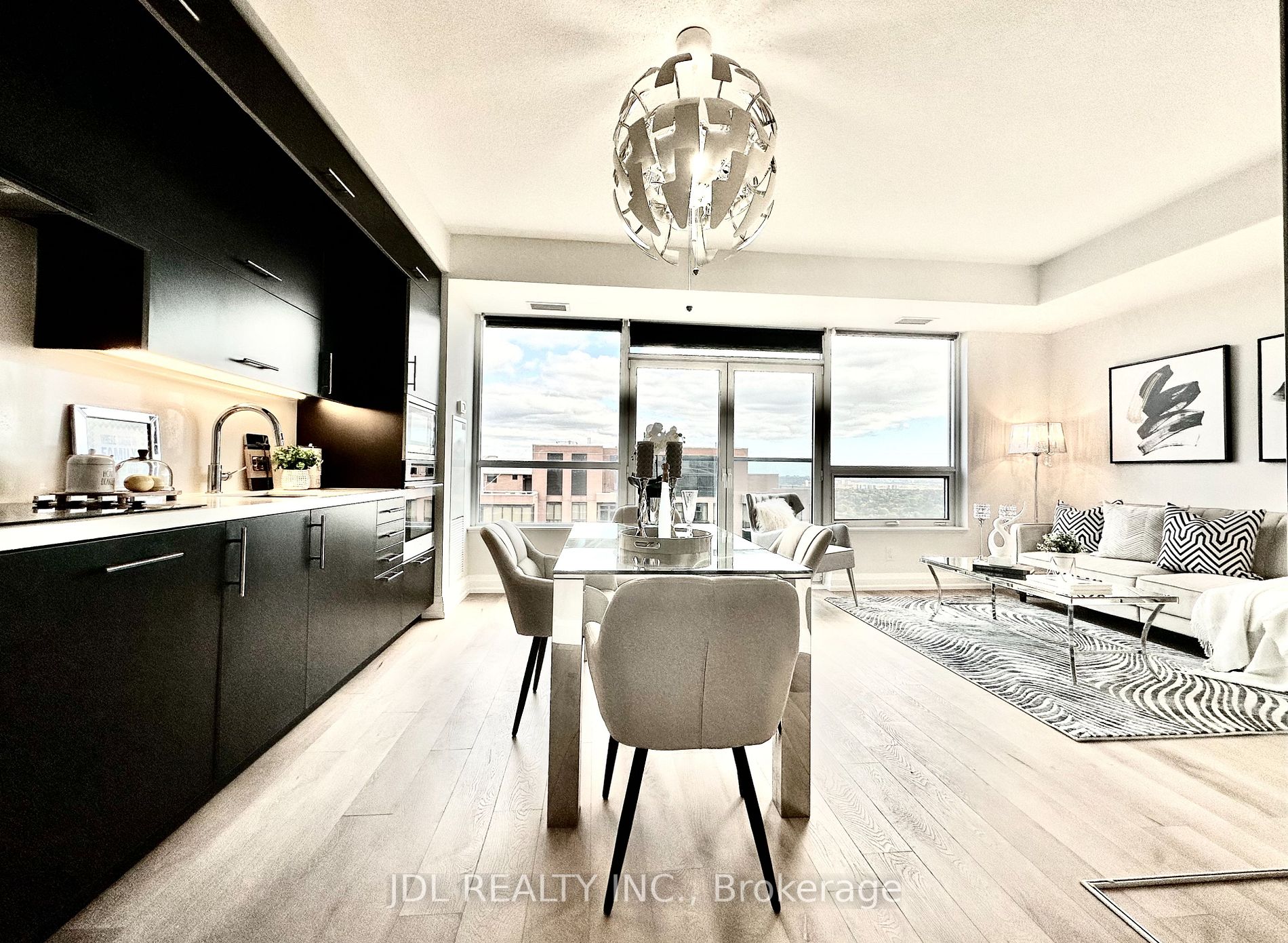 5 Sheppard Ave E, #2824