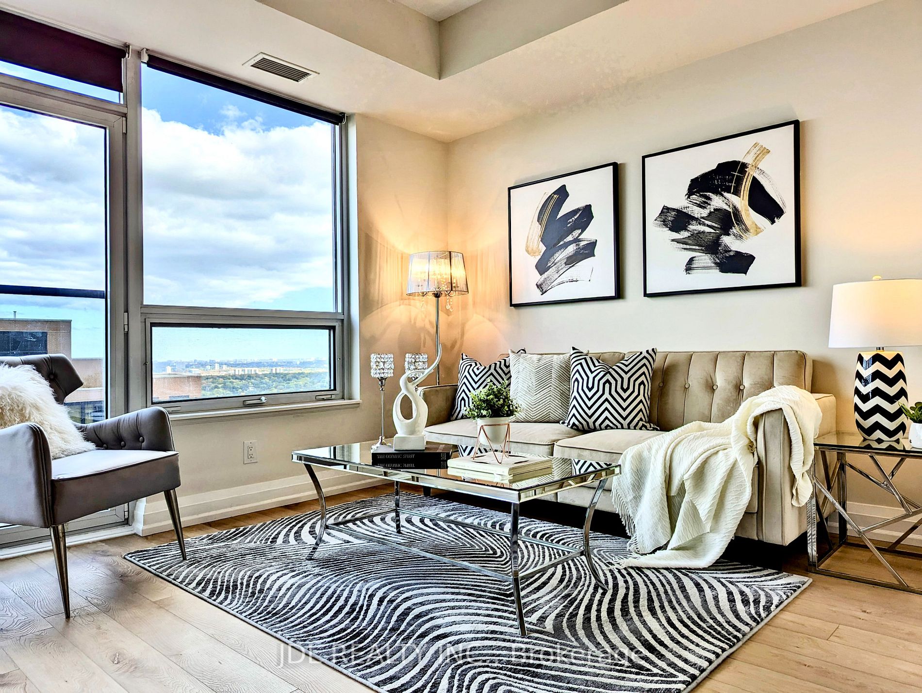5 Sheppard Ave E, #2824