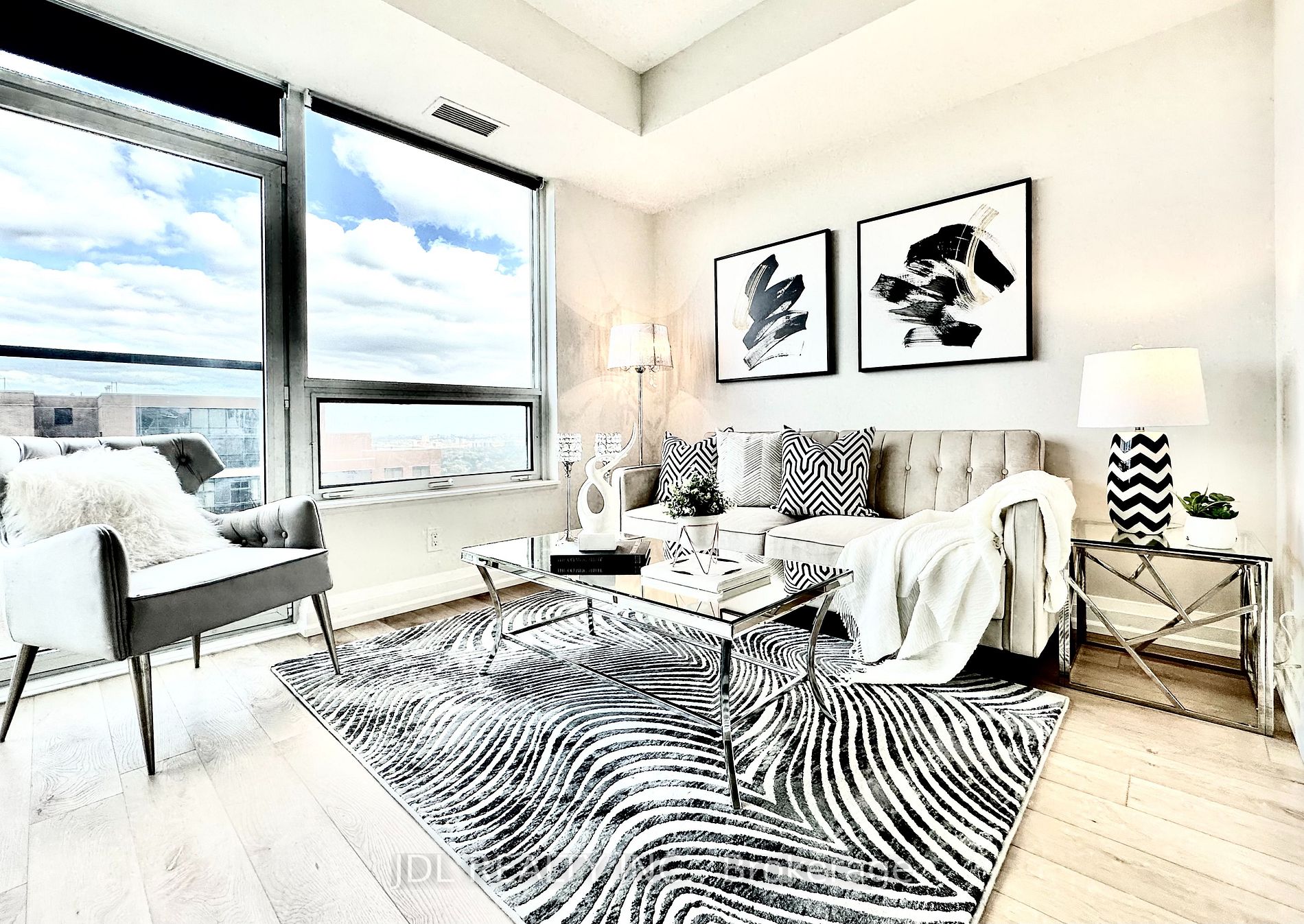 5 Sheppard Ave E, #2824