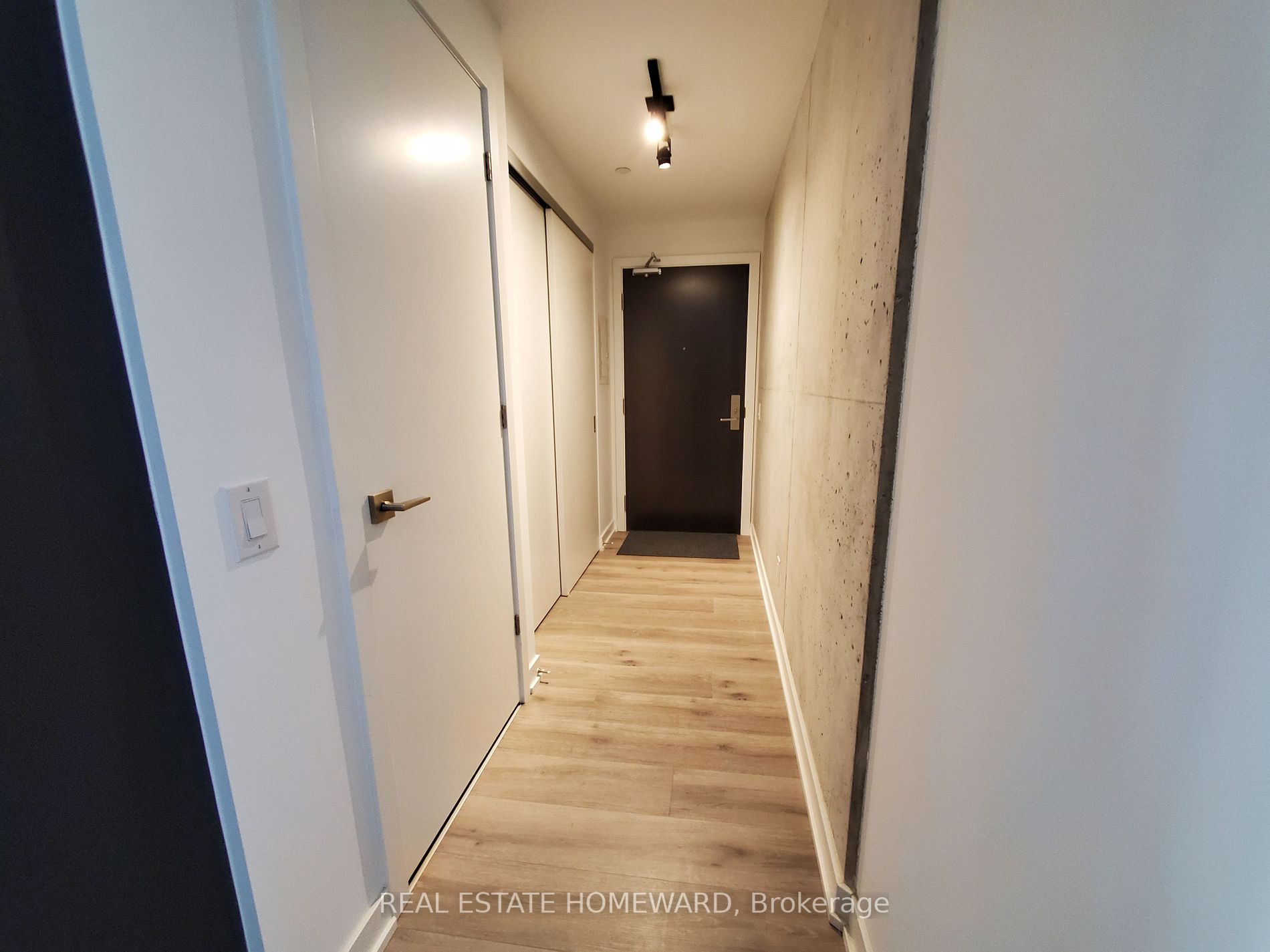 55 Ontario Street St, #405