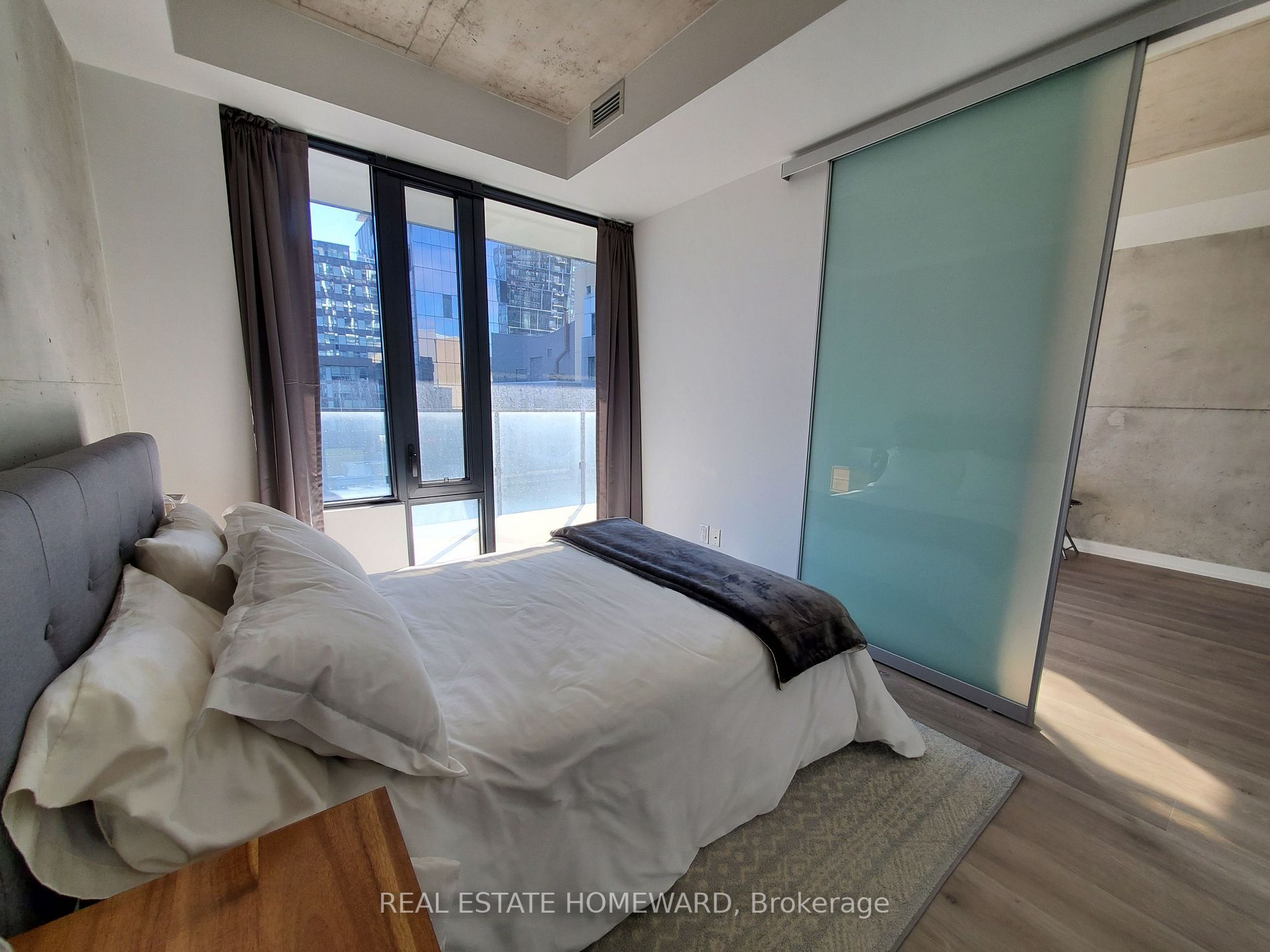 55 Ontario Street St, #405