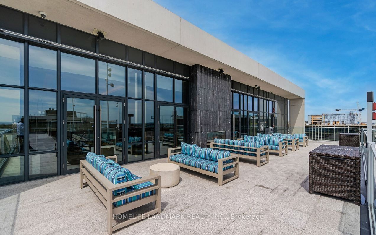 15 Merchants' Wharf, #1009