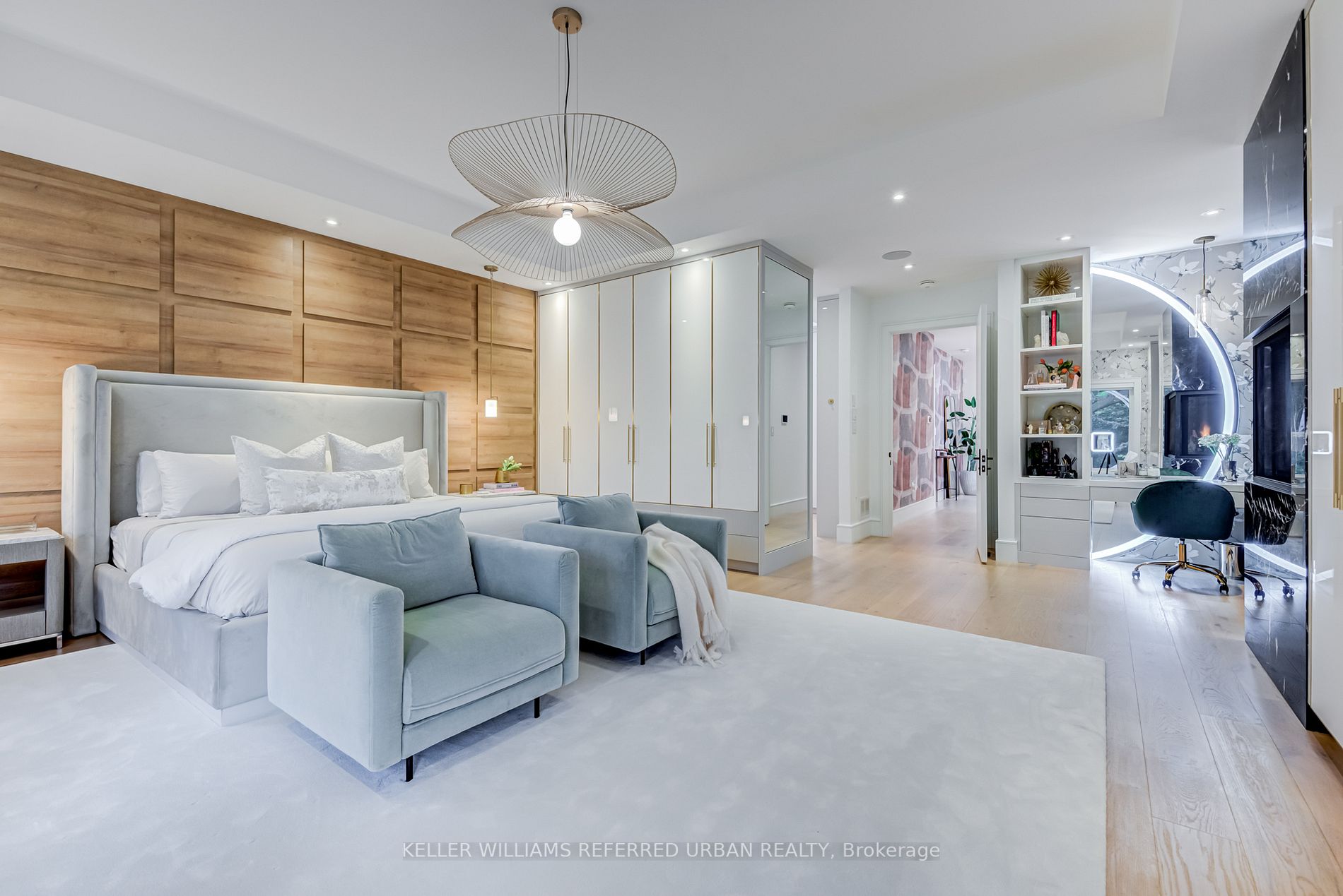 30 Otter Cres