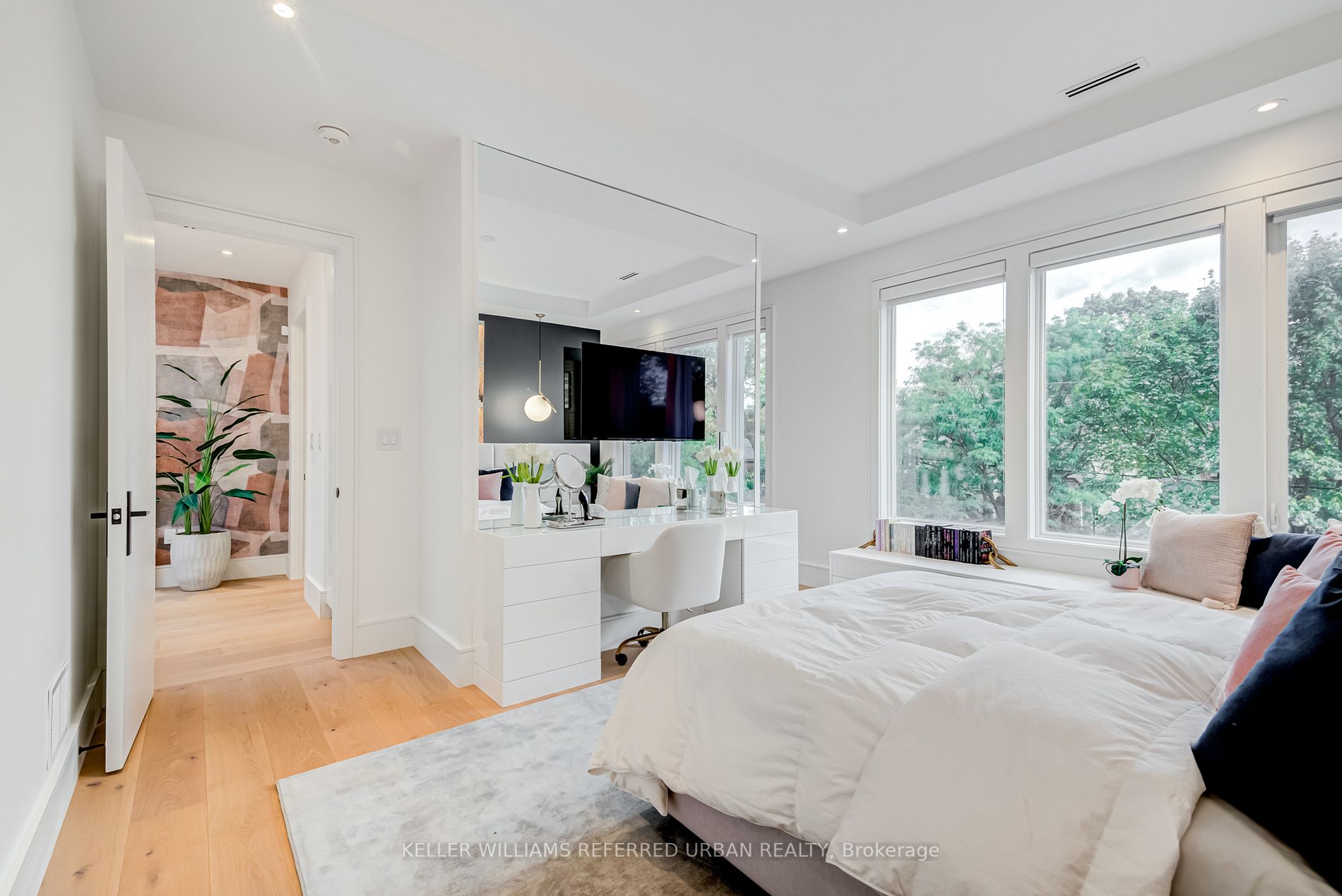 30 Otter Cres