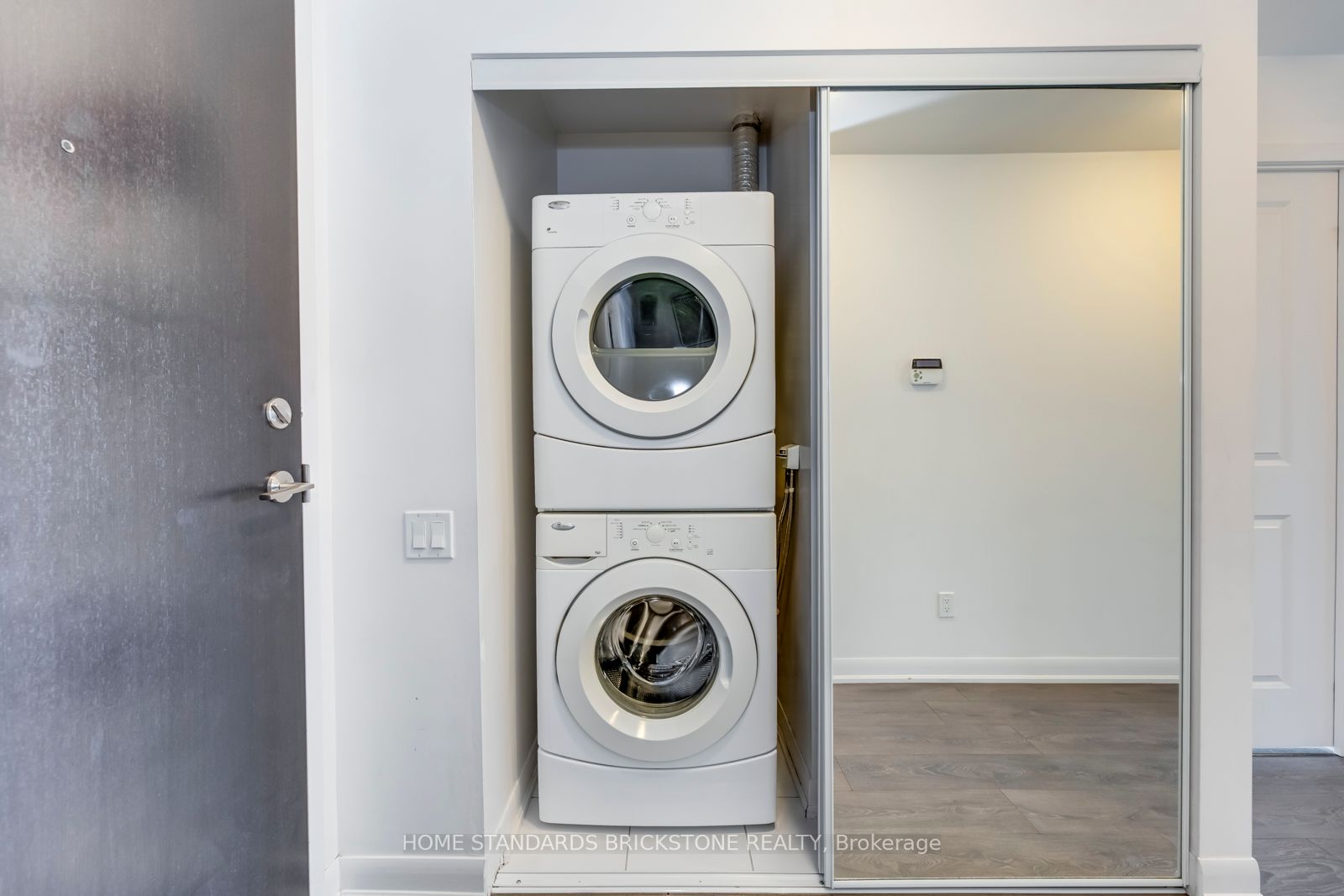 5168 Yonge St, #2805