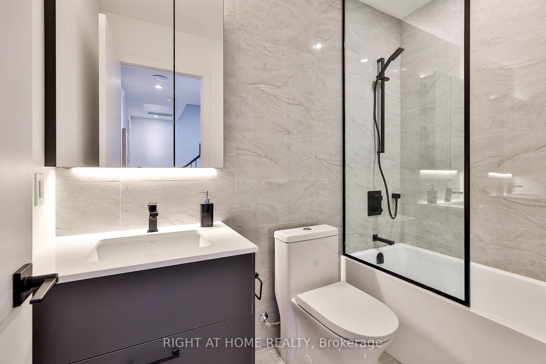 12 Dervock Cres, #7