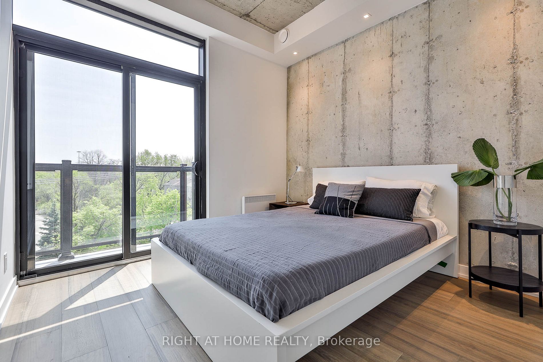 12 Dervock Cres, #7
