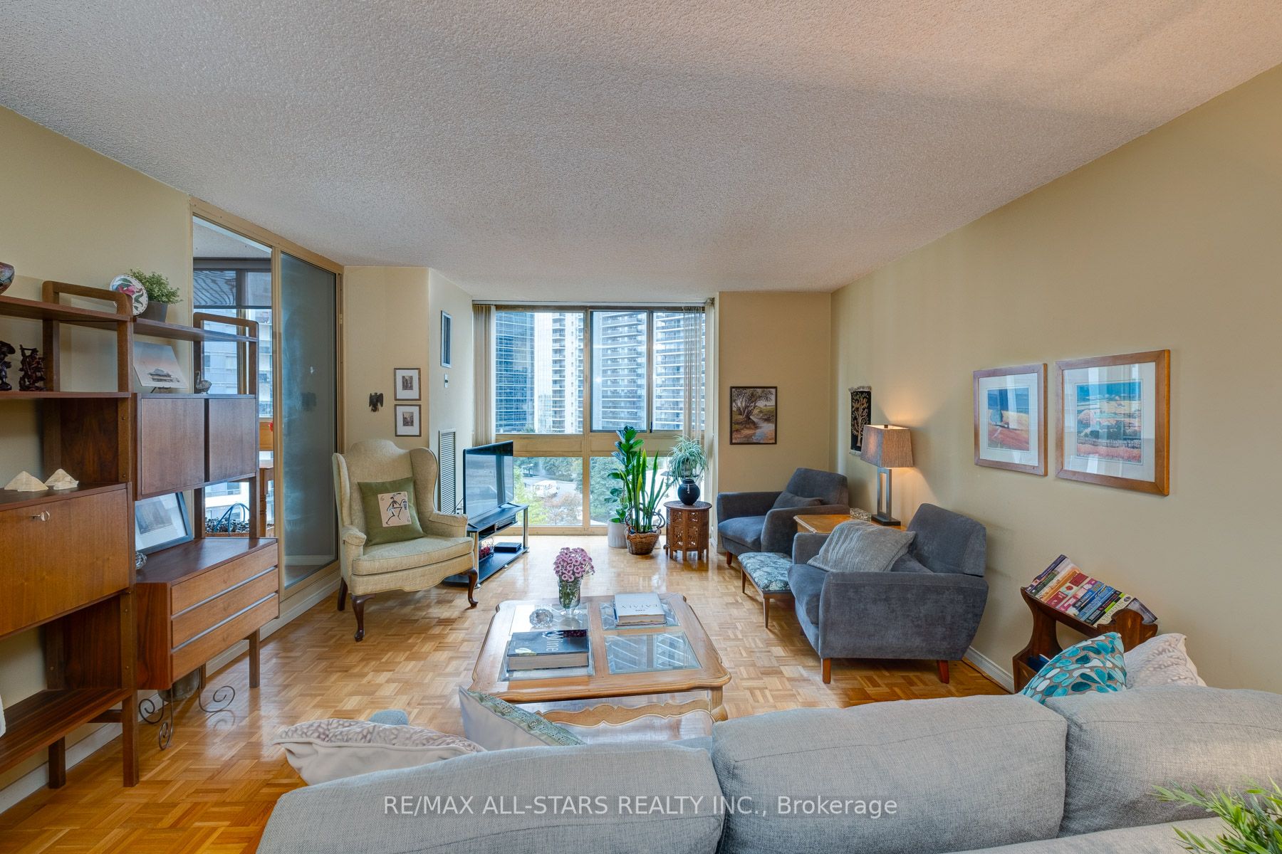 131 Beecroft Road, #804