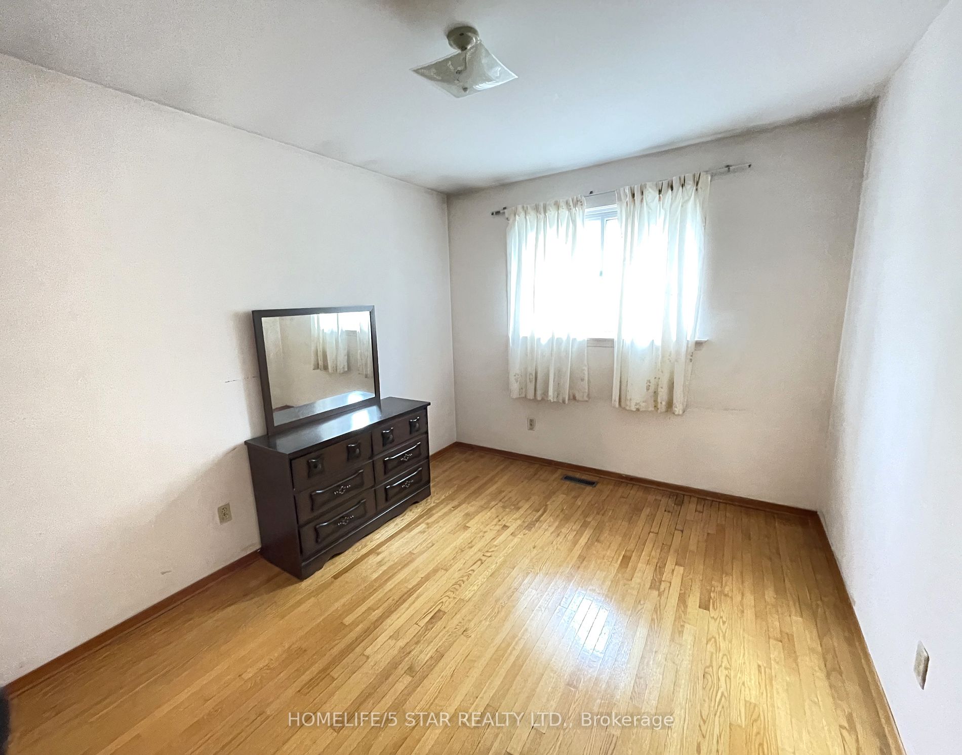 334 Cherokee Blvd