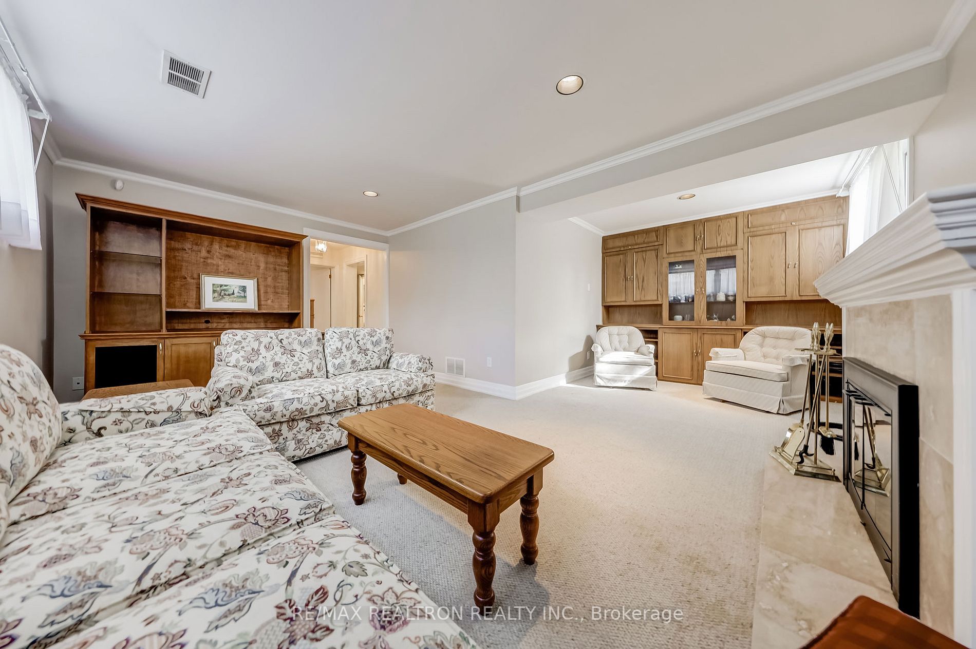 154 Joicey Blvd