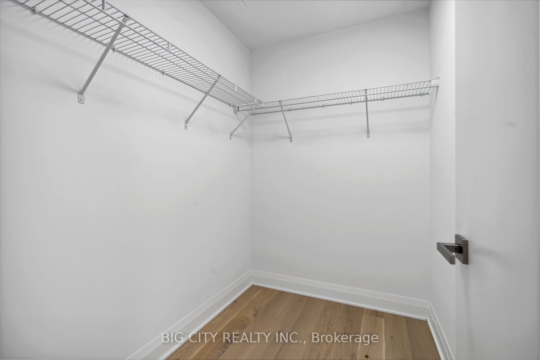 33 Frederick Todd Way, #TH01