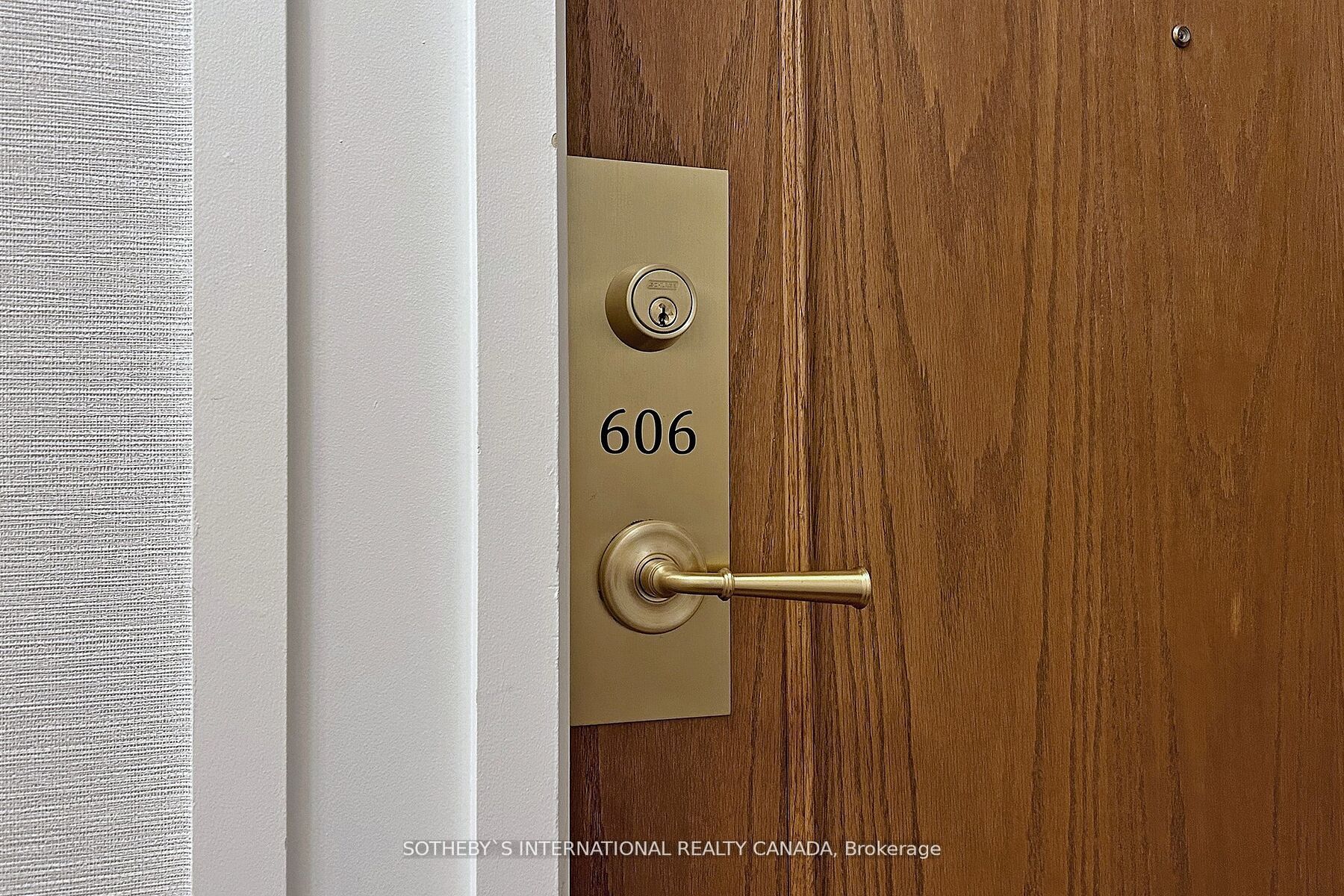 120 Lombard St, #606