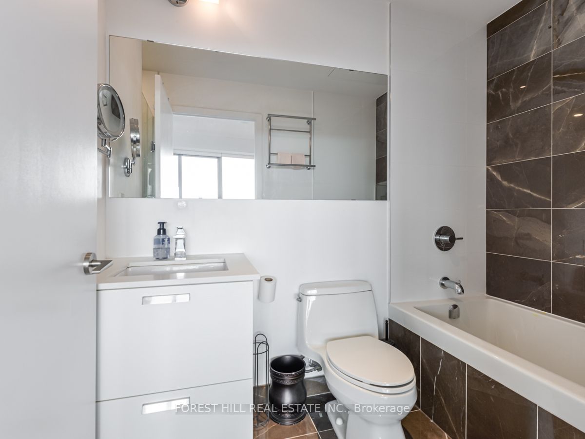 1815 Yonge St, #1704