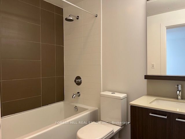 310 Tweedsmuir Ave, #320