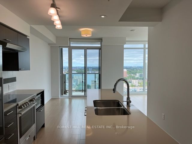 320 Tweedsmuir Ave, #1902