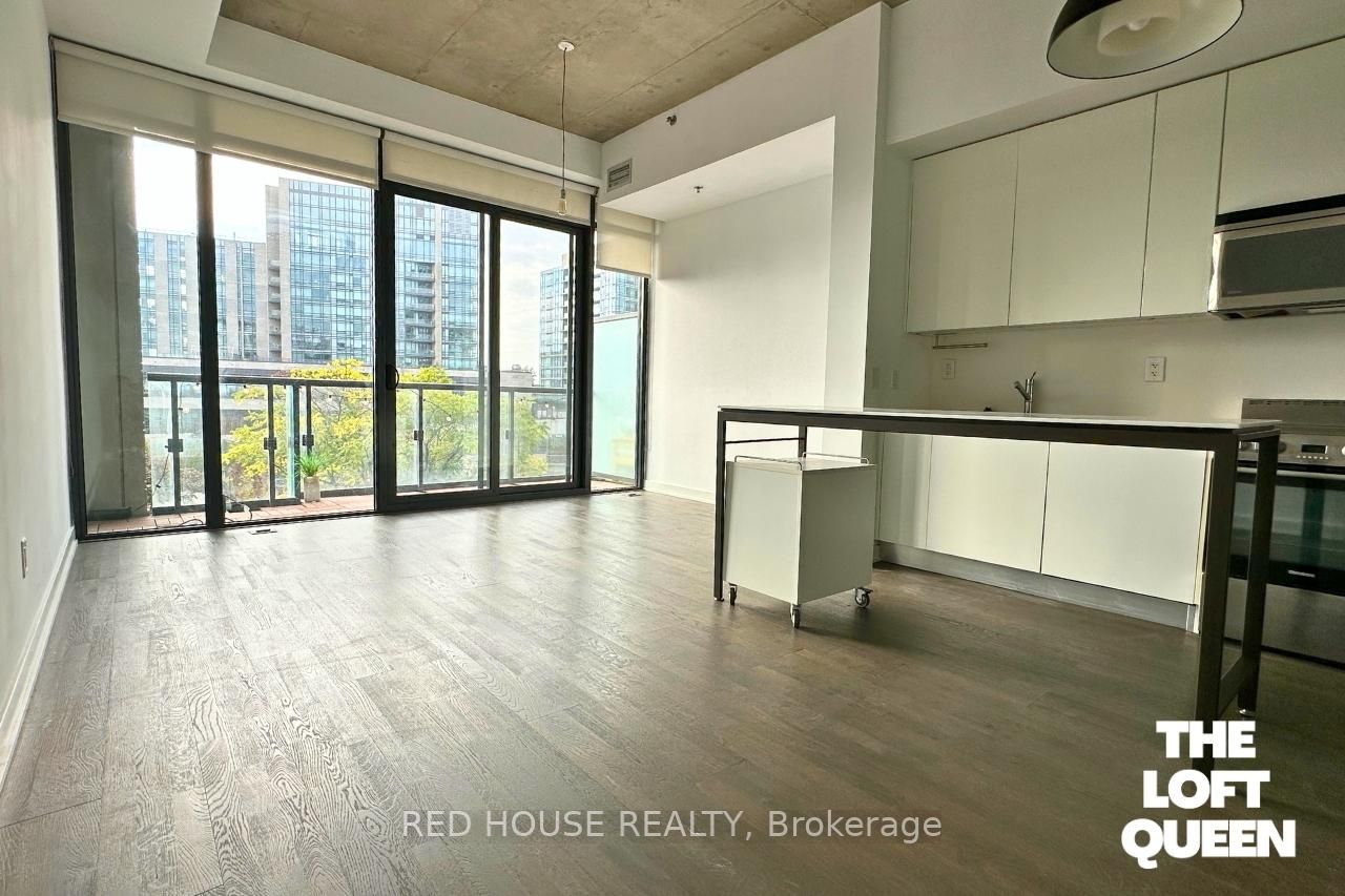 8 Dovercourt Rd, #403
