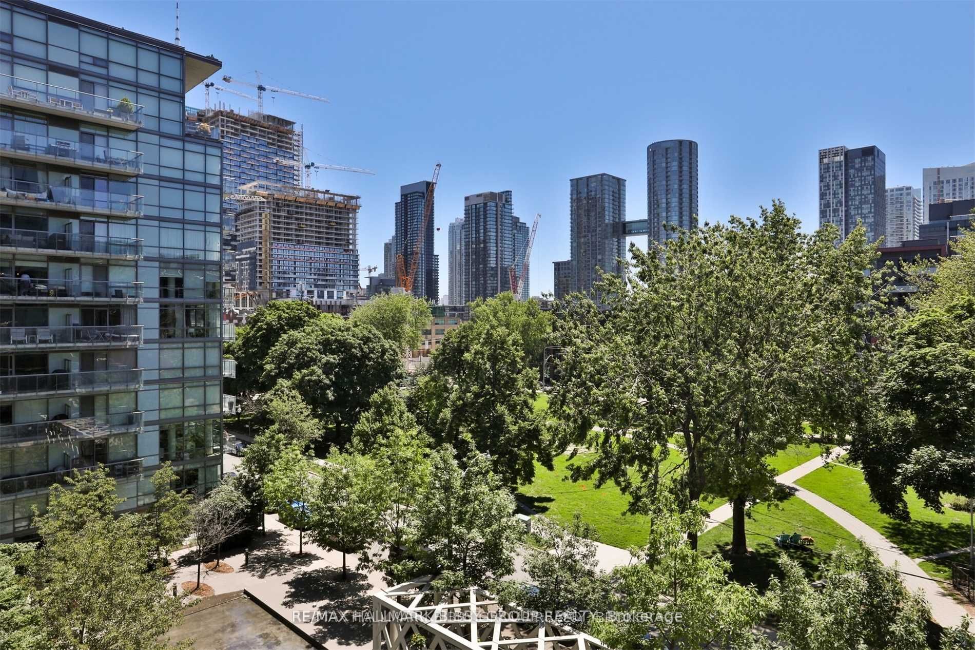 55 Stewart St, #637